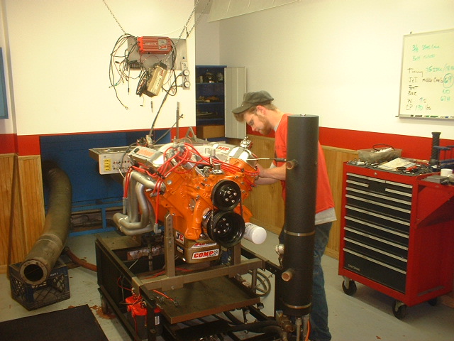 Nick's installing his 445 B/B Chrysler